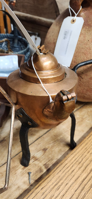 IRON TRIPOD COPPER TEA POT