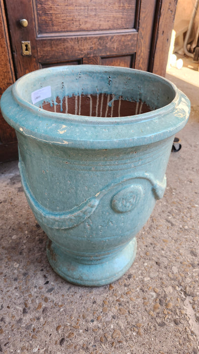 TURQOUISE SMALL PLANTER FESTOONED