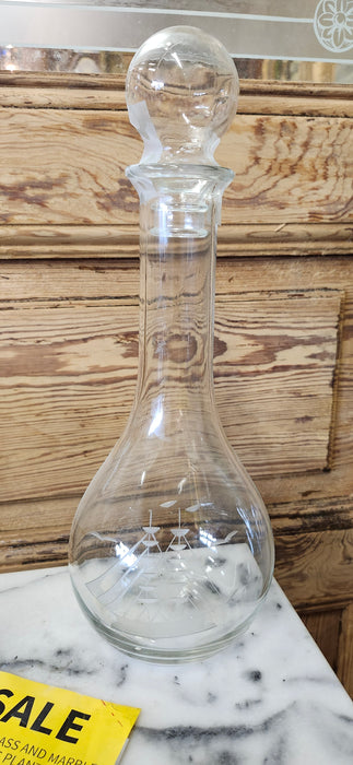 ETCHED GLASS DECANTER