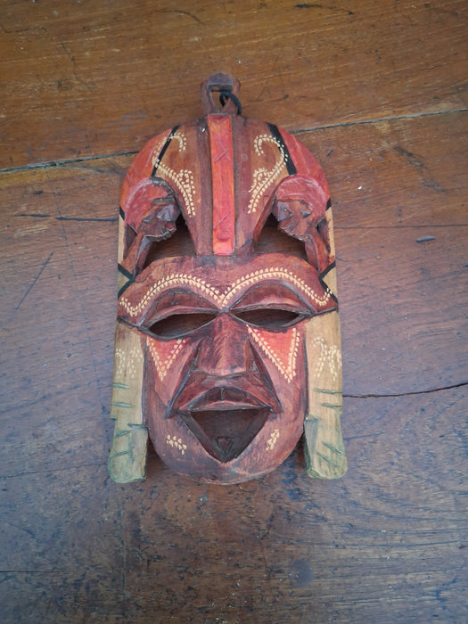 SMALL RED NATIVE MASK