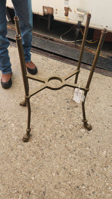 IRON TABLE BASE WITH PAW FEET