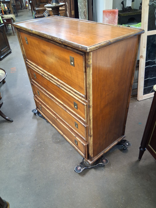 LARGE VINTAGE BAMBOO BAMBOO CHEST