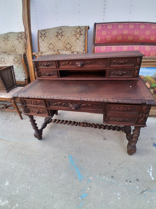 LOUIS XIII BARLEY TWIST OAK DESK