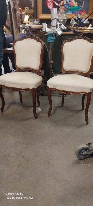 PAIR OF LOUIS XV WALNUT PARLOR CHAIRS