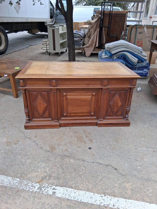HENRI II LEATHER TOP DESK