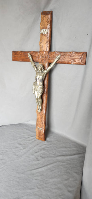 LARGE INCISED CARVED OAK WITH NICKEL CRUCIFIX