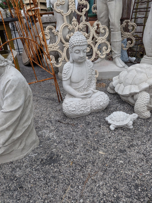 MEDIUM ORNATE CONCRETE BUDDHA
