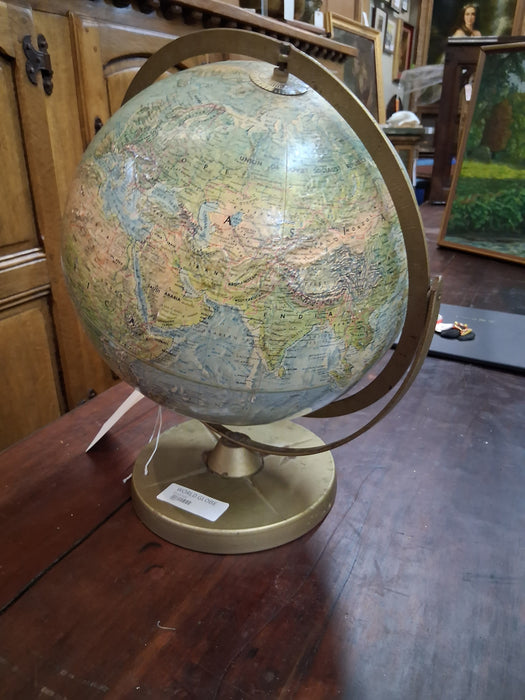 WORLD GLOBE