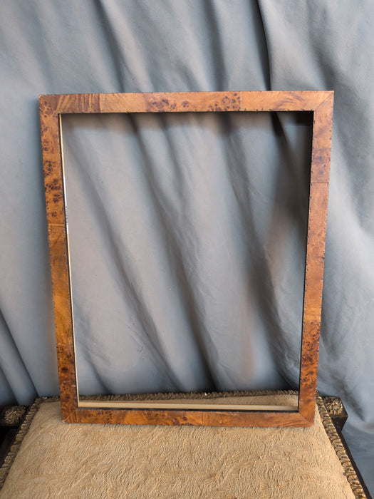 SMALL BURLED FRAME