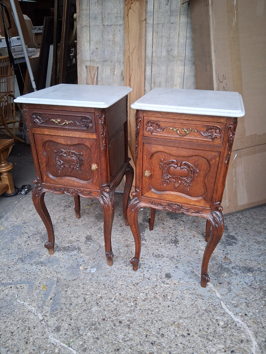 PAIR OF LOUIS XV WHITE MARBLE TOP NIGHT STANDS