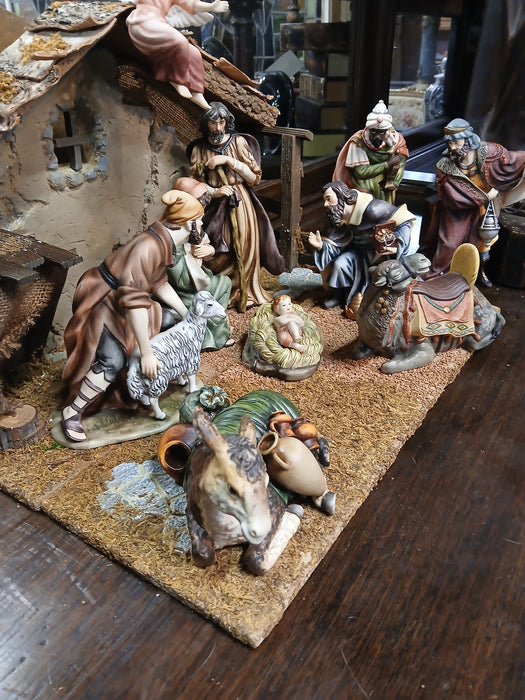 NATIVITY SCENE