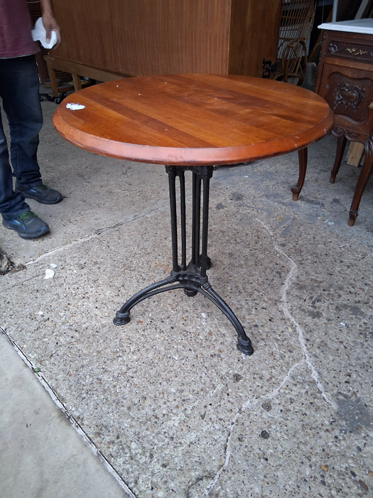 IRON PUB TABLE WITH BEACH TOP