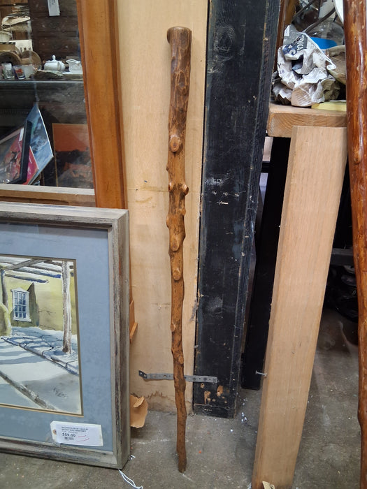 ANTIQUE GNARLED WOOD WALKING STICK