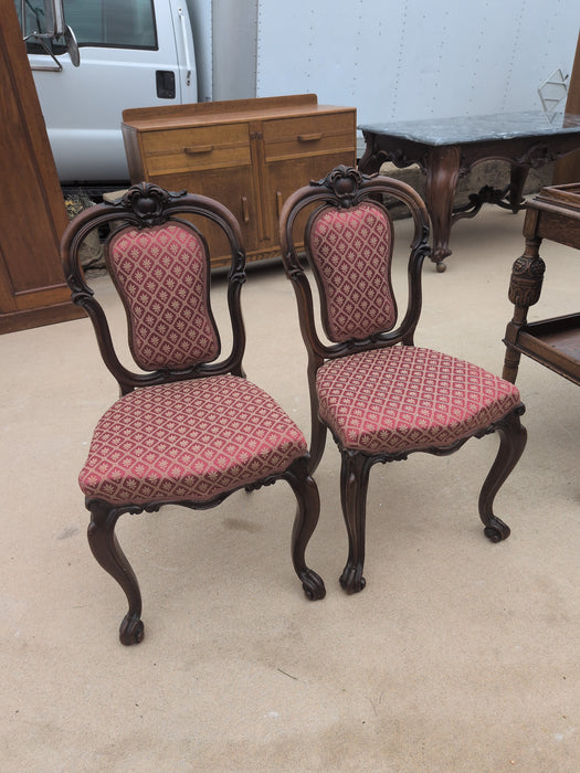 PAIR OF CARVED PETITE WALNUT CHAIRS