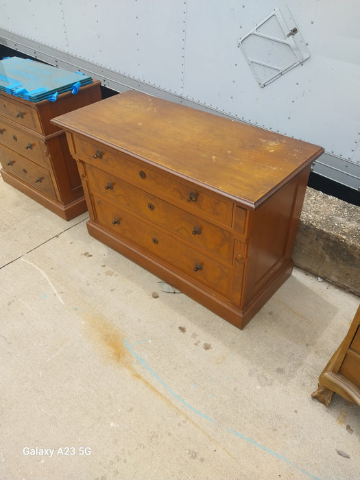 MEDIUM LOW 3 DRAWER AMERICAN CHEST