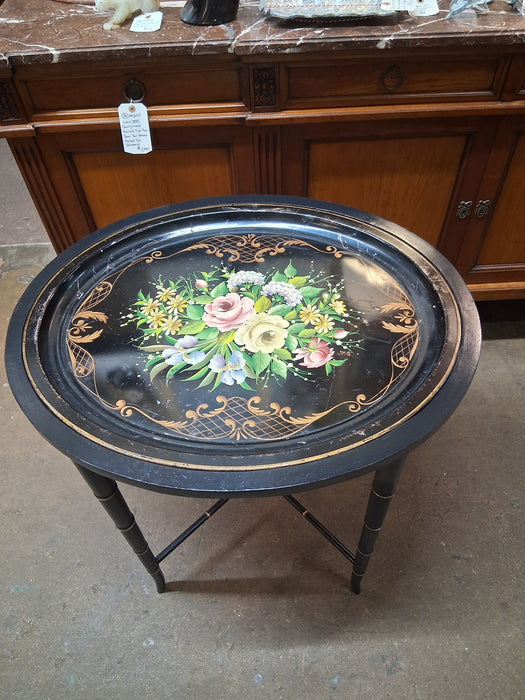 ASIAN STYLE TABLE WITH TOLE TRAY TOP
