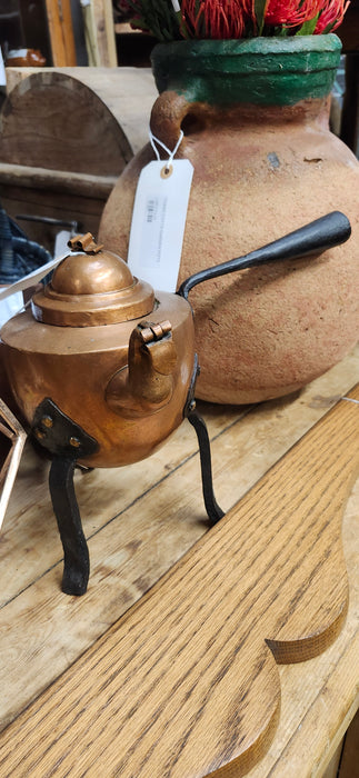 IRON TRIPOD COPPER TEA POT