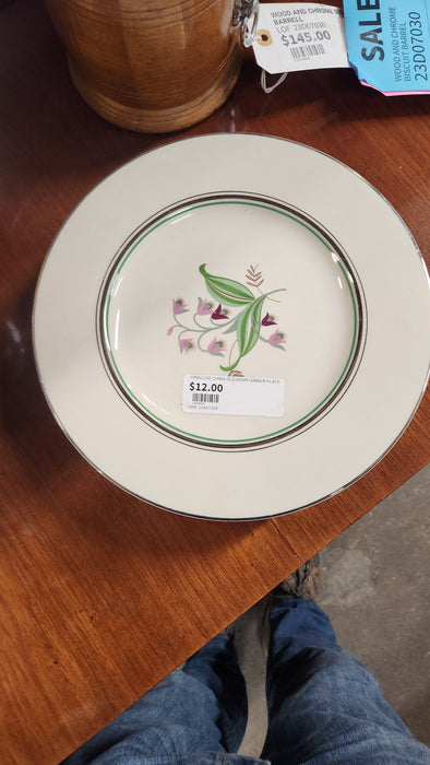 SYRACUSE CHINA OLD IVORY DINNER PLATE