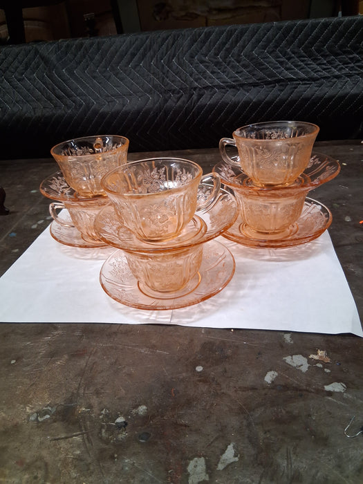 SET OF 6 CABBAGE ROSE CUP AND SACUERS