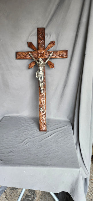 LARGE ELOBORATE CARVED OAK CRUCIFIX WITH VINES