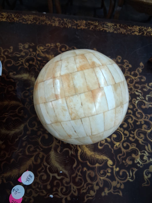 BONE LARGE DECOR BALL