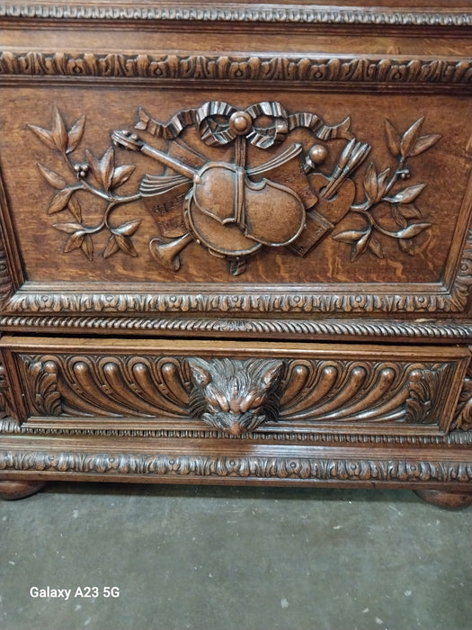 INCREDIBLE FRENCH FIGURAL CARVED SINGLE DOOR BOOKCASE