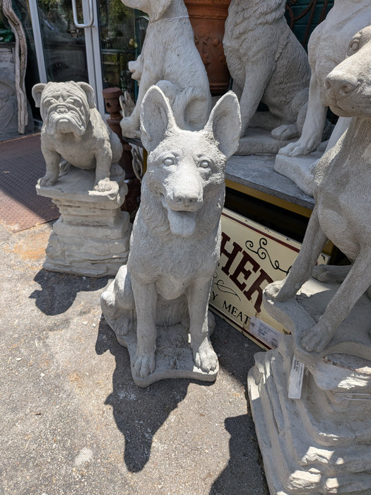 LARGE CONCRETE GERMAN SHEPHERD