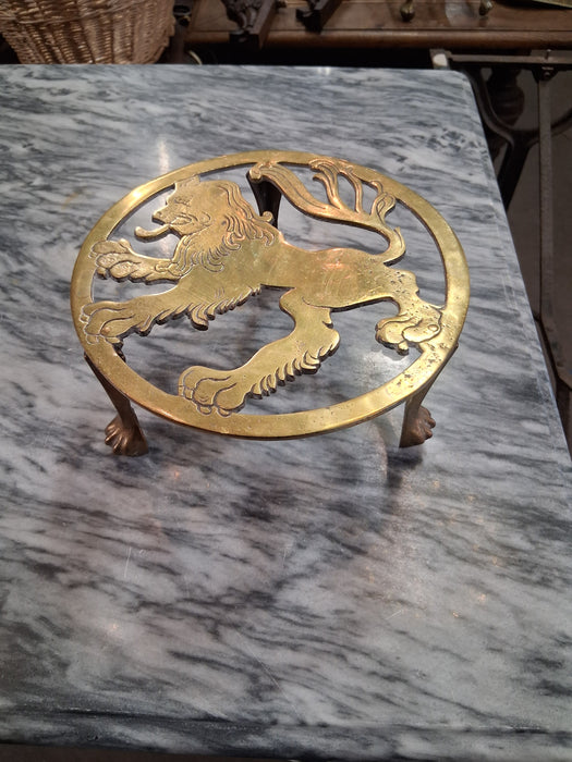 BRASS KETTLE STAND WITH LION
