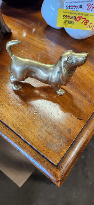 SMALL BRASS DACHSUND