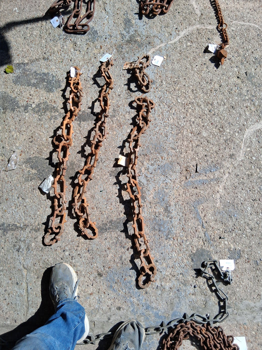 54" SPIKED OVAL LINK CHAIN