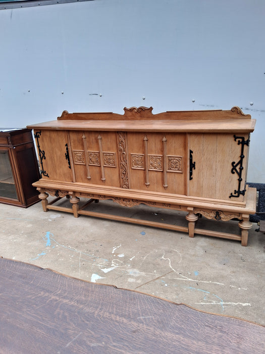 LARGE RUSTIC OAK SIDEBOARD WITH ORNATE IRON HINGES