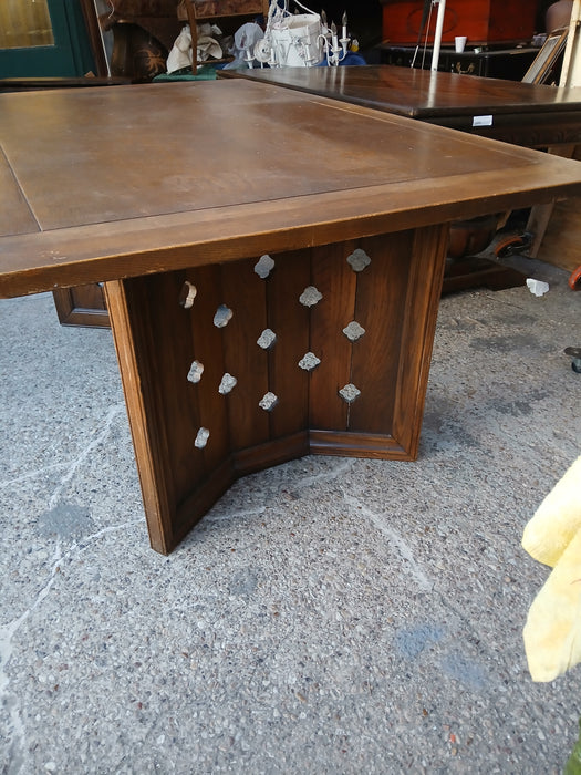 PIERCE CARVED QUATREFOIL OAK DINING TABLE