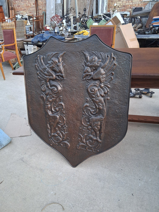 LARGE COOPER GRIFFIN SHIELD