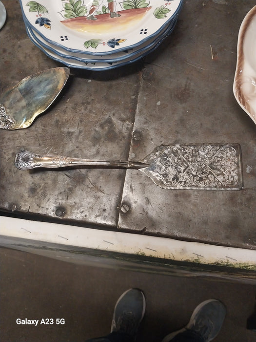 SILVER PLATE EMBOSSED SPATULA