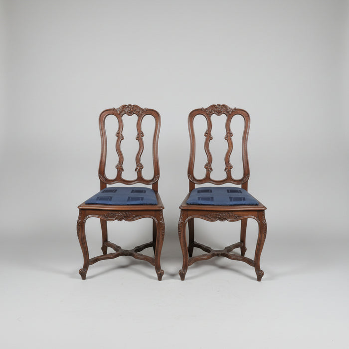 LOUIS XV BEDROOM SET, WITH BED, VANITY, PAIR OF NIGHTSTANDS AND 2 CHAIRS
