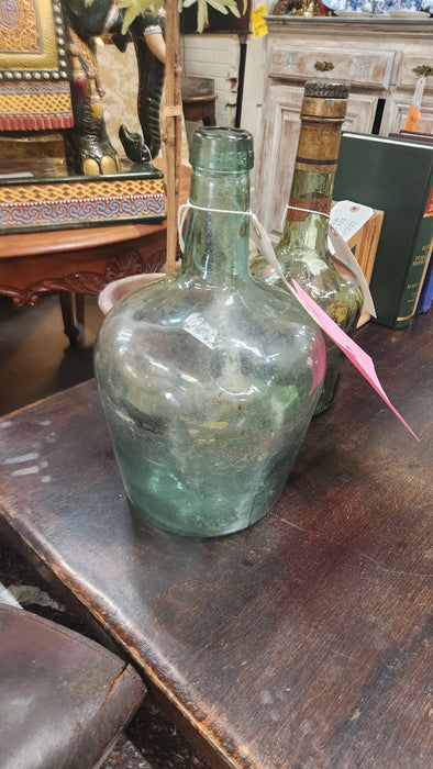 TINY WINE BOTTLE