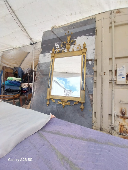 VINTAGE LOUIS XVI STYLE GILT MIRROR WITH FAUX MARBLE COLUMNS
