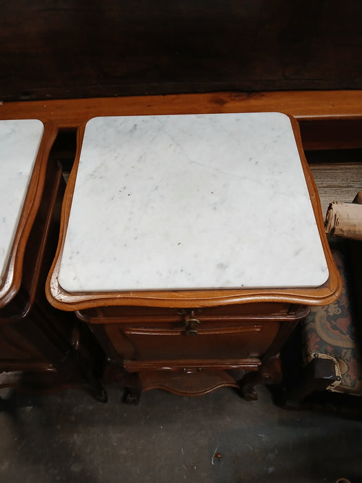 PAIR OF LOUIS XV  MARBLE TOP MAHOGANY NIGHT STANDS