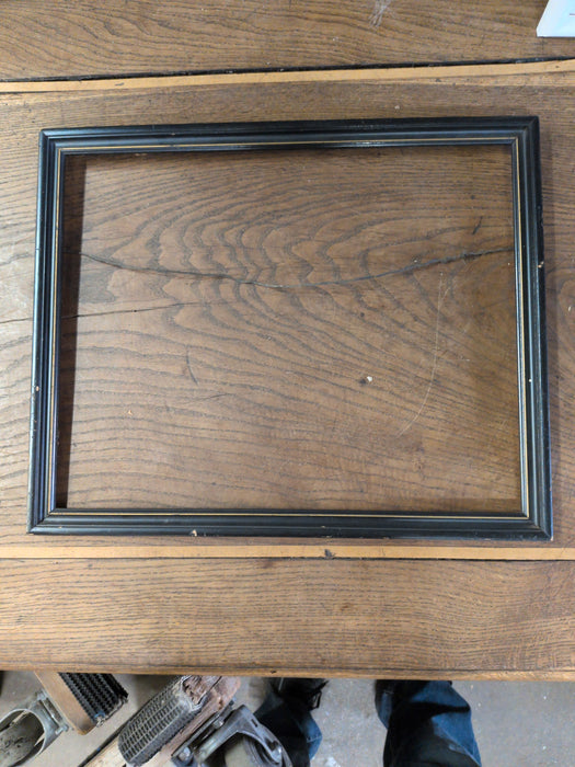 SMALL SIMPLE THIN BLACK FRAME WITH GOLD LINER