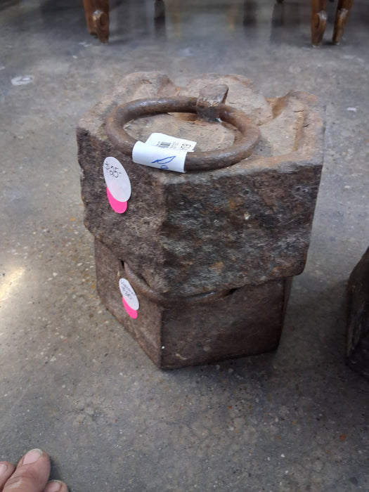 PAIR OF LARGE OCTAGON WEIGHTS