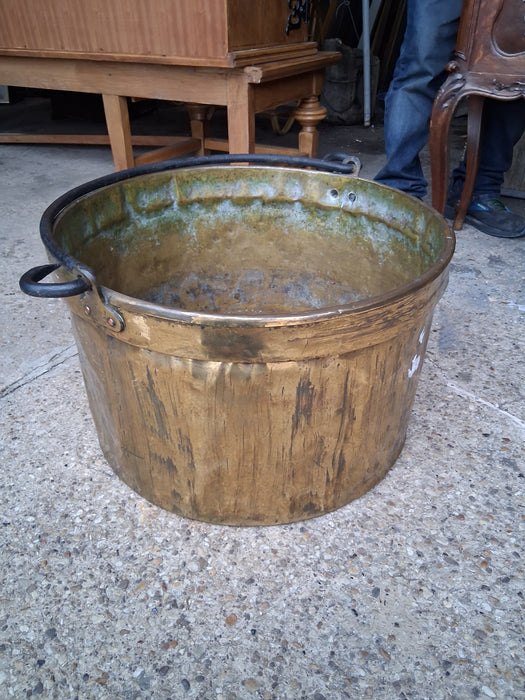 LARGE BRASS POT WITH IRON HANDLE