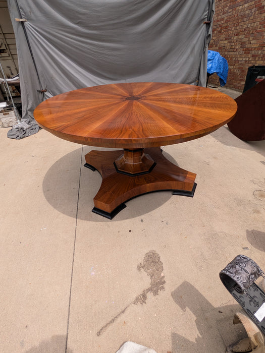LARGE ROUND BIEDERMEIER STYLE TABLE