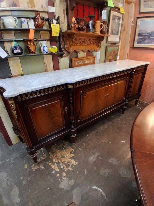 LOUIS XVI MAHOGANY WHITE MARBLE TOP 4 DOOR SIDEBOARD WITH BRASS ORMOLU