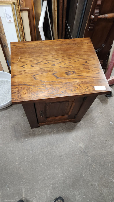 PAIR OF DARK OAK MISSION NIGHTSTANDS