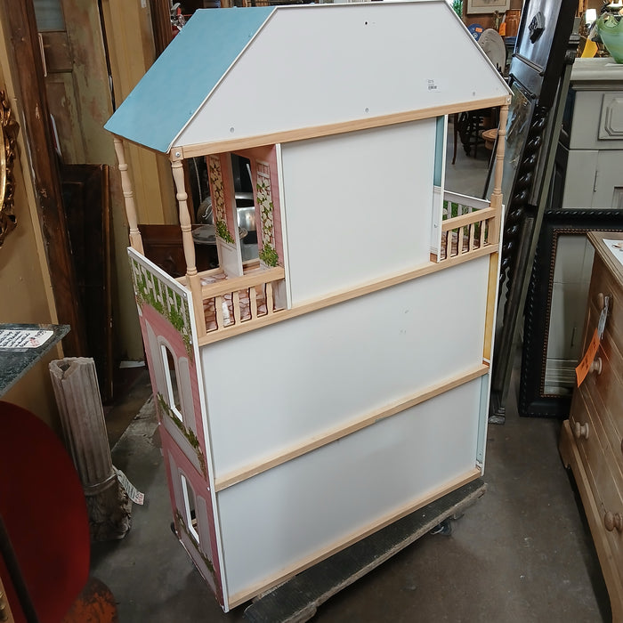 3 STORY DOLL HOUSE