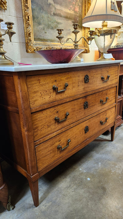 19TH CENTURY EARLY LOUIS XVI LIGHT MAHOGANY WHITE MARBLE TOP 3 DRAWER CHEST