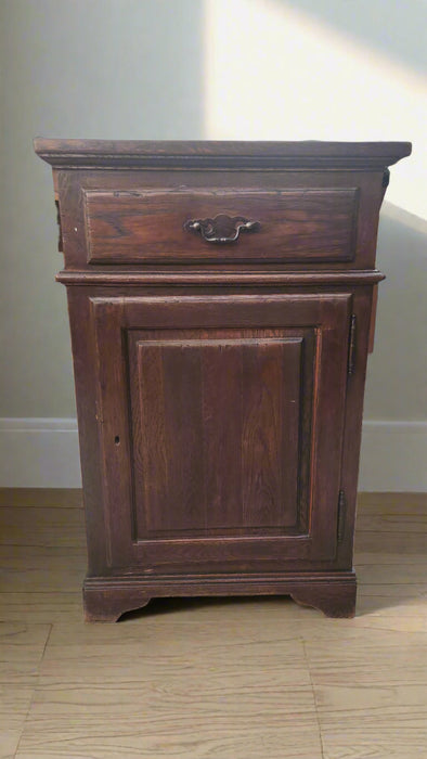 SHALLOW OAK JAM CABINET