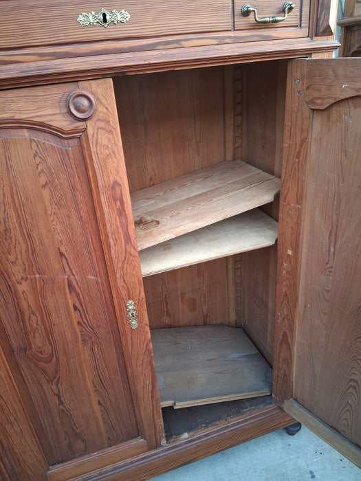 RED PINE CABINET 2 DOORS WITH DRAWERS