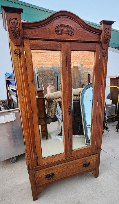 OAK NOVEAU ENGLISH ARMOIRE (2 DOOR MIRRORED)