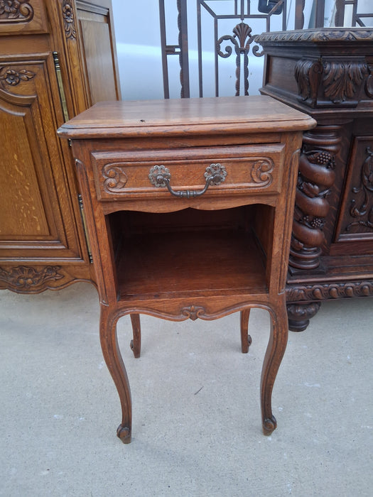 LOUIS XV OAK SIDE CABINET